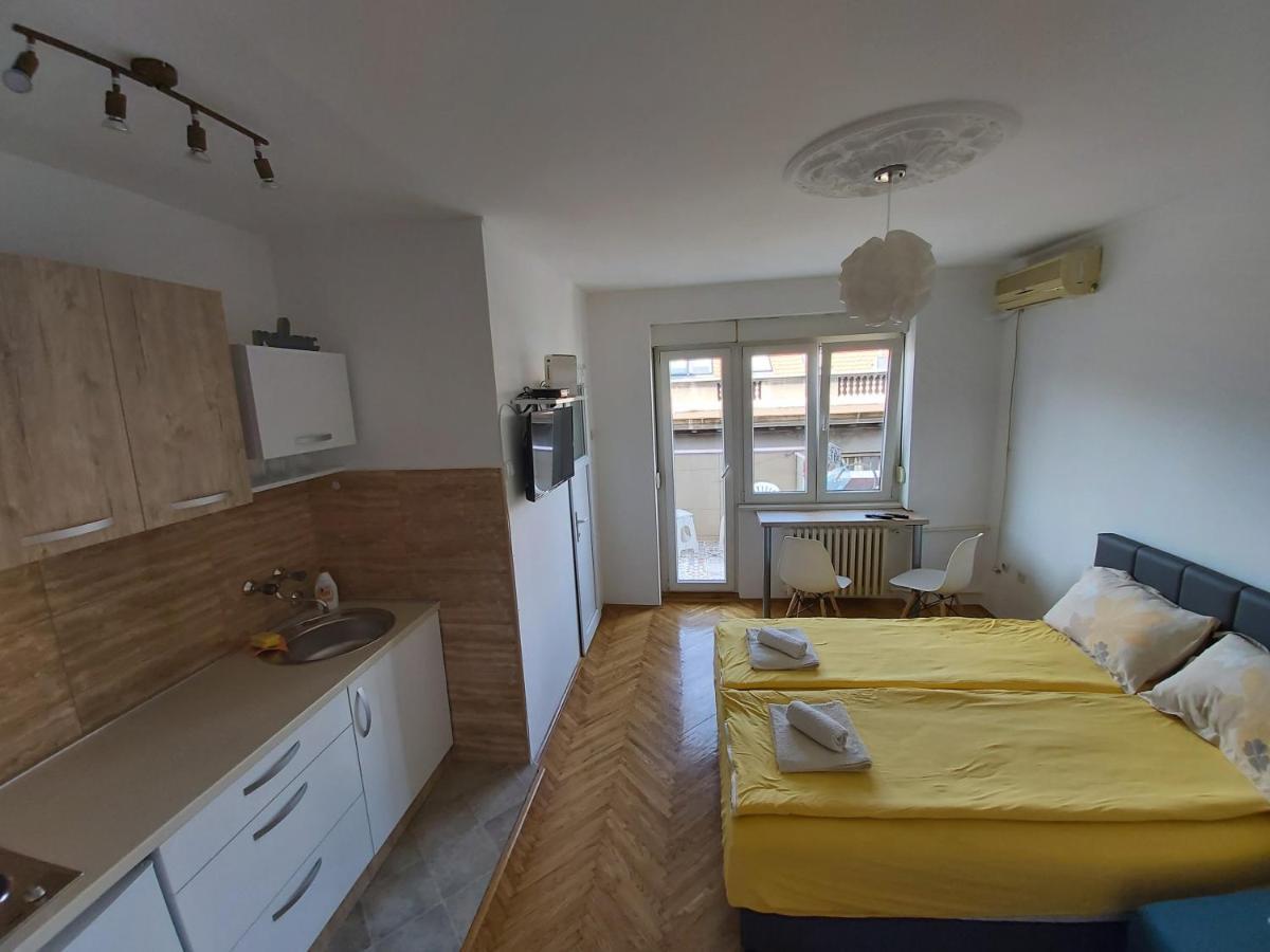 Studio 17 Belgrado Buitenkant foto